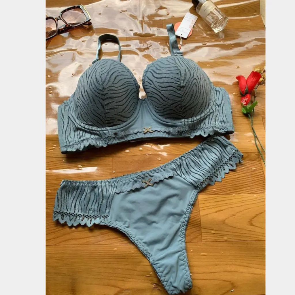 Ensemble soutien-gorge -Harmonie de Dentelle (2).webp